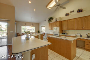 2128 E Gondola Ln, Gilbert, AZ 85234 photo 8