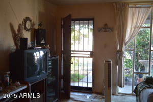 2811 W Heatherbrae Dr, Phoenix, AZ 85017 photo 2