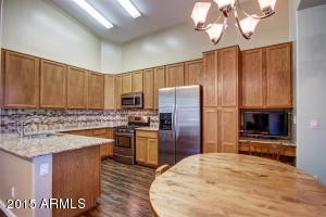 2567 E Brooks St, Gilbert, AZ 85296 photo 12