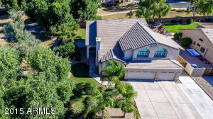 212 E Bernie Ln, Gilbert, AZ 85295 photo 1