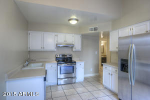 5828 N 8th Pl, Phoenix, AZ 85014 photo 2