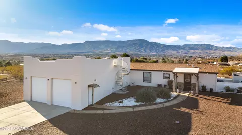 1075 S Trails End Dr, Cottonwood, AZ 86326
