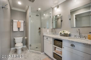 4429 E Mitchell Dr, Phoenix, AZ 85018 photo 13