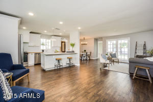 4429 E Mitchell Dr, Phoenix, AZ 85018 photo 2