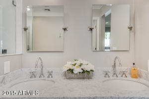 4429 E Mitchell Dr, Phoenix, AZ 85018 photo 14