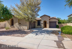 6322 S Sky Ct, Gilbert, AZ 85297 photo 3