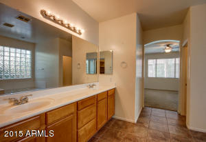 6322 S Sky Ct, Gilbert, AZ 85297 photo 32