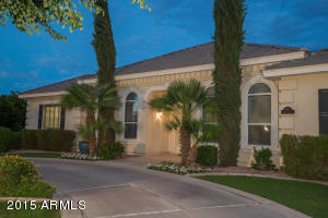 997 N Bluejay Dr, Gilbert, AZ 85234 photo 3