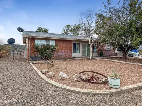 4025 N Pine Dr, Rimrock, AZ 86335