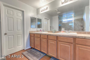 887 E Aberdeen Dr, Gilbert, AZ 85298 photo 30