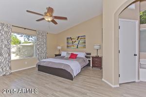 1140 E Morgan Ct, Gilbert, AZ 85295 photo 5