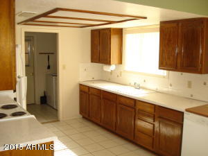 942 S Eagle Cir, Mesa, AZ 85208 photo 2