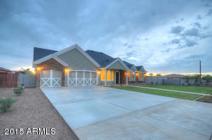 2811 E Andre Ct, Gilbert, AZ 85298 photo 2