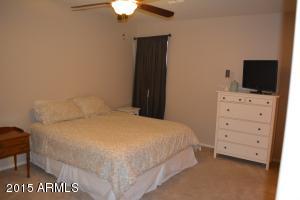 1024 E Cantebria Dr, Gilbert, AZ 85296 photo 5