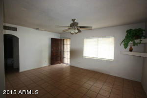 549 W 6th Dr, Mesa, AZ 85210 photo 3