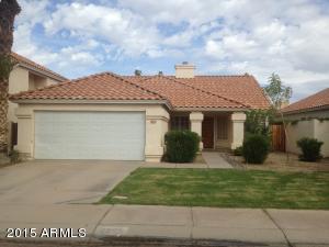 2306 E Lakecrest Dr, Gilbert, AZ 85234 photo 1