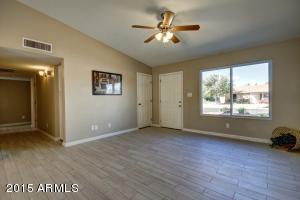 8015 E Idaho Ave, Mesa, AZ 85209 photo 9