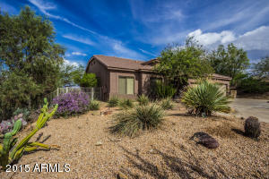 206 E Sagebrush Dr, Phoenix, AZ 85085 photo 2