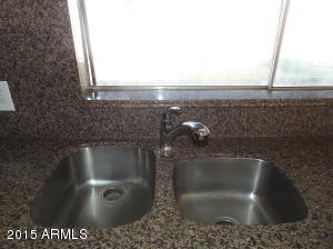7542 W Montecito Ave, Phoenix, AZ 85033 photo 8