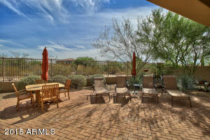 3529 E Robin Ln, Phoenix, AZ 85050 photo 2