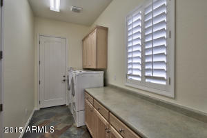 3529 E Robin Ln, Phoenix, AZ 85050 photo 15