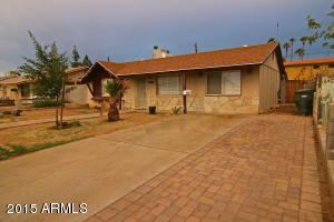 3027 N 35th Dr N, Phoenix, AZ 85019 photo 1