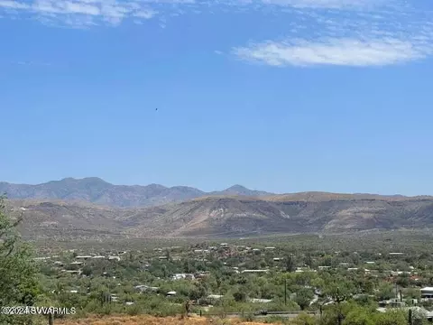33505 S Boyds Way, Black Canyon City, AZ 85324