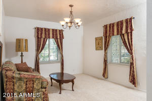 1249 E Yucca St, Phoenix, AZ 85020 photo 3