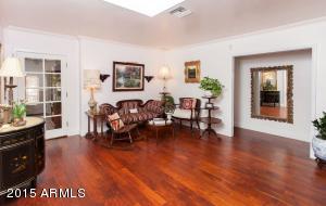 105 E Lamar Rd, Phoenix, AZ 85012 photo 4