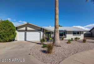 1193 E Diamond Dr, Tempe, AZ 85283 photo 2