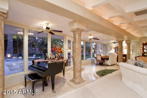 5301 E Osborn Rd, Phoenix, AZ 85018 photo 9