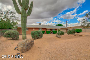 10709 E Boulder Dr, Apache Junction, AZ 85120 photo 2
