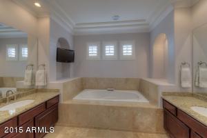 3765 E Donald Dr, Phoenix, AZ 85050 photo 16