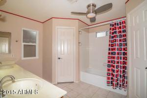 3829 Everett Dr, Phoenix, AZ 85032 photo 15