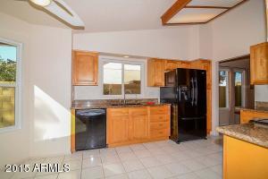 3829 Everett Dr, Phoenix, AZ 85032 photo 8