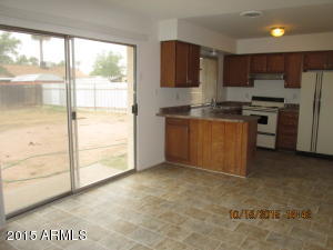 2059 W Devonshire Cir, Mesa, AZ 85201 photo 5