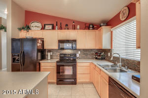 3288 E Warbler Rd, Gilbert, AZ 85297 photo 4