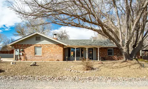 950 Deer Lodge Dr, Cottonwood, AZ 86326