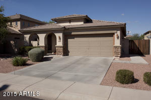 3364 E Ravenswood Dr, Gilbert, AZ 85298 photo 1