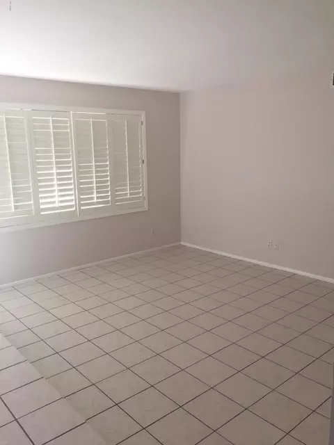 1114 E Grandview Rd, Phoenix, AZ 85022 photo 3