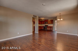 5749 N 33rd Dr, Phoenix, AZ 85017 photo 3