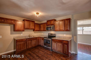 5749 N 33rd Dr, Phoenix, AZ 85017 photo 6