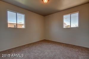5749 N 33rd Dr, Phoenix, AZ 85017 photo 13