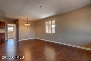 5749 N 33rd Dr, Phoenix, AZ 85017 photo 2