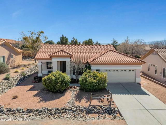 725 S Wandering River Rd, Cornville, AZ 86325
