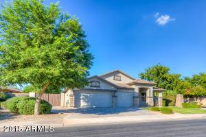 1472 E Oakland St, Gilbert, AZ 85295 photo 3