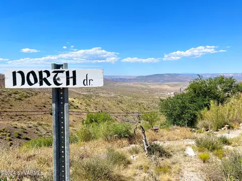 174 North Dr, Jerome, AZ 86331