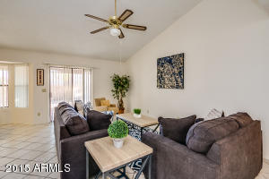 2715 E Rockledge Rd, Phoenix, AZ 85048 photo 9