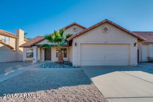 2715 E Rockledge Rd, Phoenix, AZ 85048 photo 1