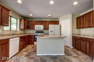 8220 W Globe Ave, Phoenix, AZ 85043 photo 14
